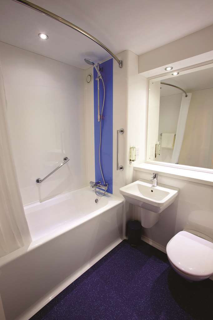 Travelodge Nuneaton Bedworth Habitación foto